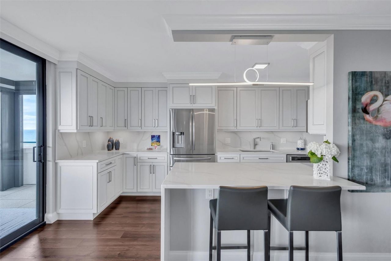 4822 Ocean Boulevard, Unit 9A, Siesta Key, FL 34242 Photo