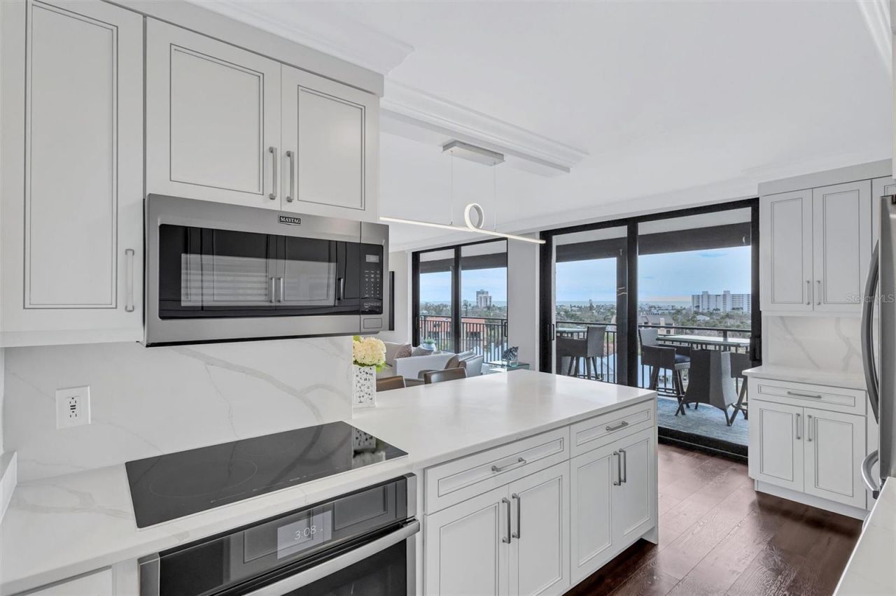 4822 Ocean Boulevard, Unit 9A, Siesta Key, FL 34242 Photo