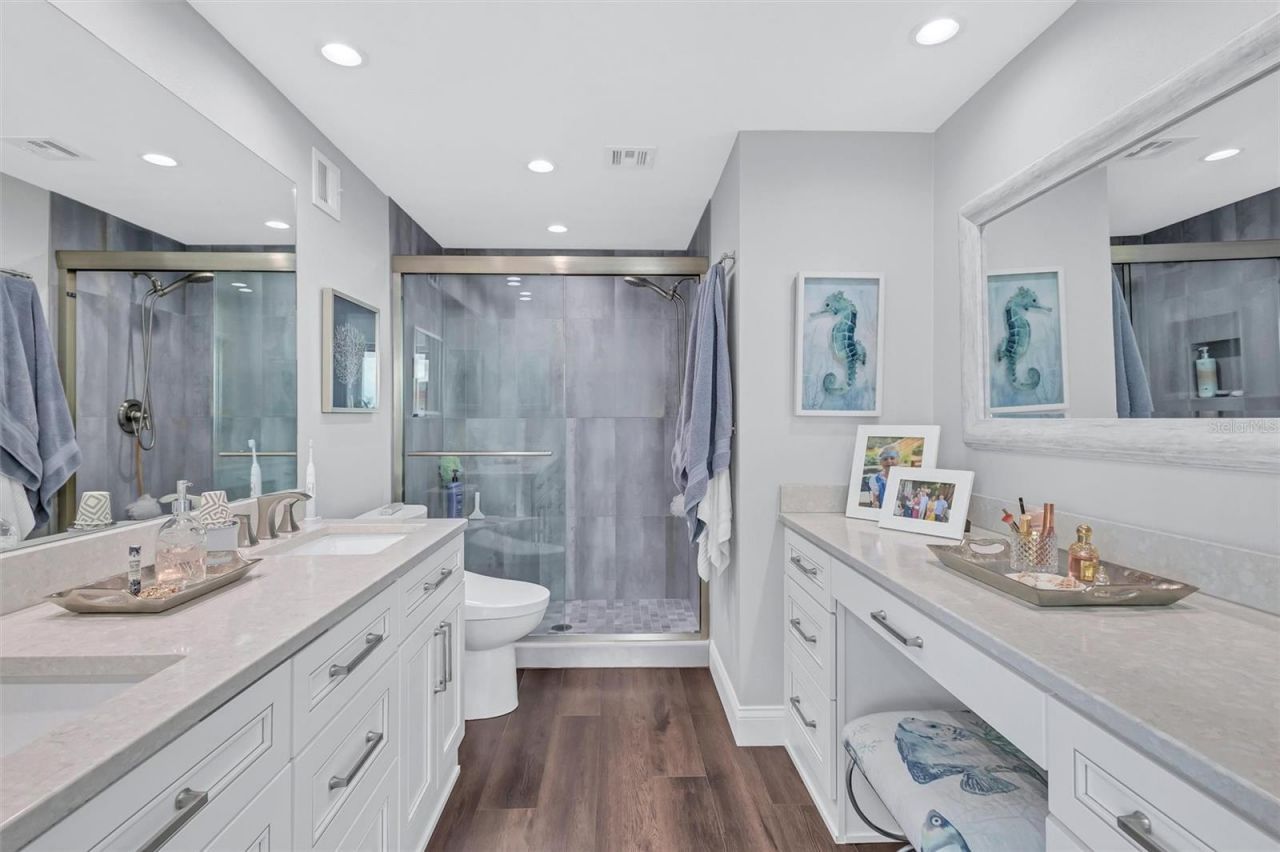 4822 Ocean Boulevard, Unit 9A, Siesta Key, FL 34242 Photo