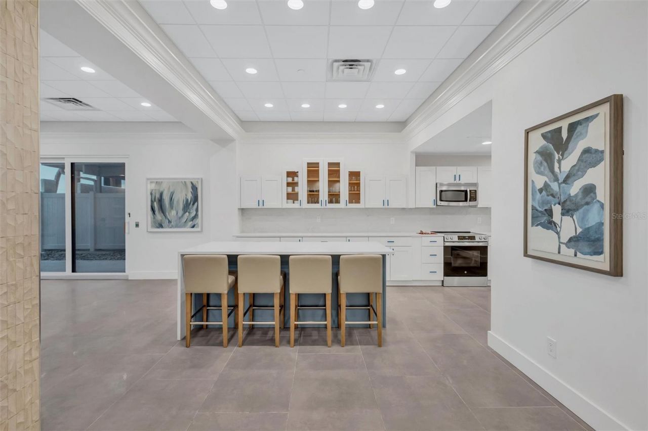 4822 Ocean Boulevard, Unit 9A, Siesta Key, FL 34242 Photo