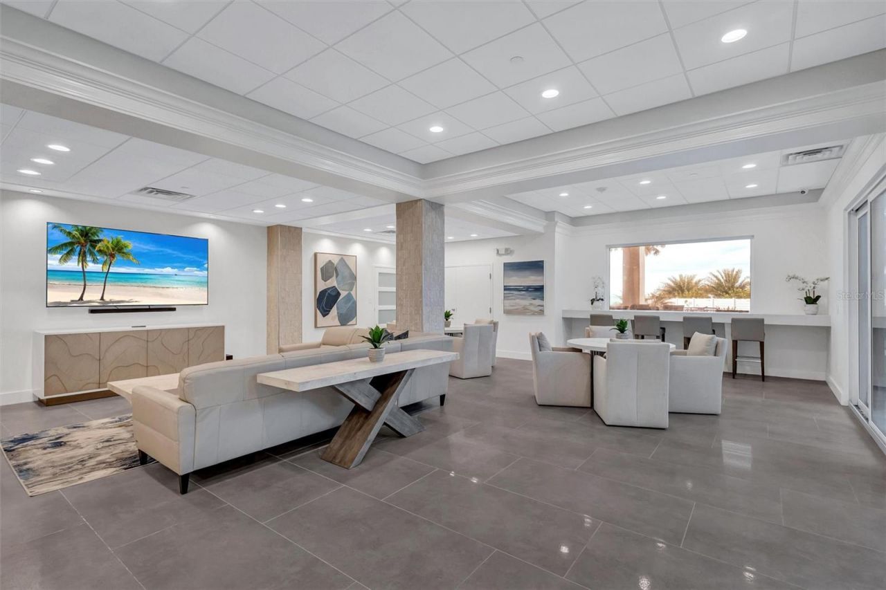 4822 Ocean Boulevard, Unit 9A, Siesta Key, FL 34242 Photo