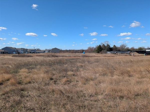 280 Victory Drive , Mabank, TX 75147