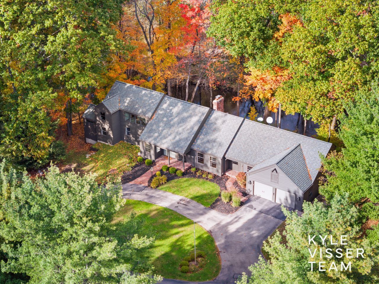 10479 Braska Drive Se, Middleville, MI 49333 Main Photo