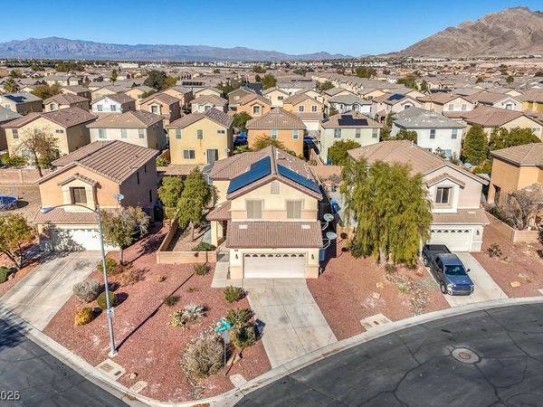 6394 Jackrabbit Run Avenue, Las Vegas, NV 89122