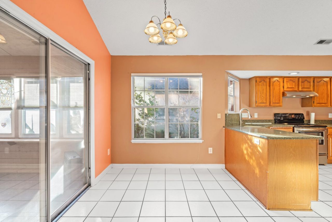 3106 Robyn Ct. Photo 12