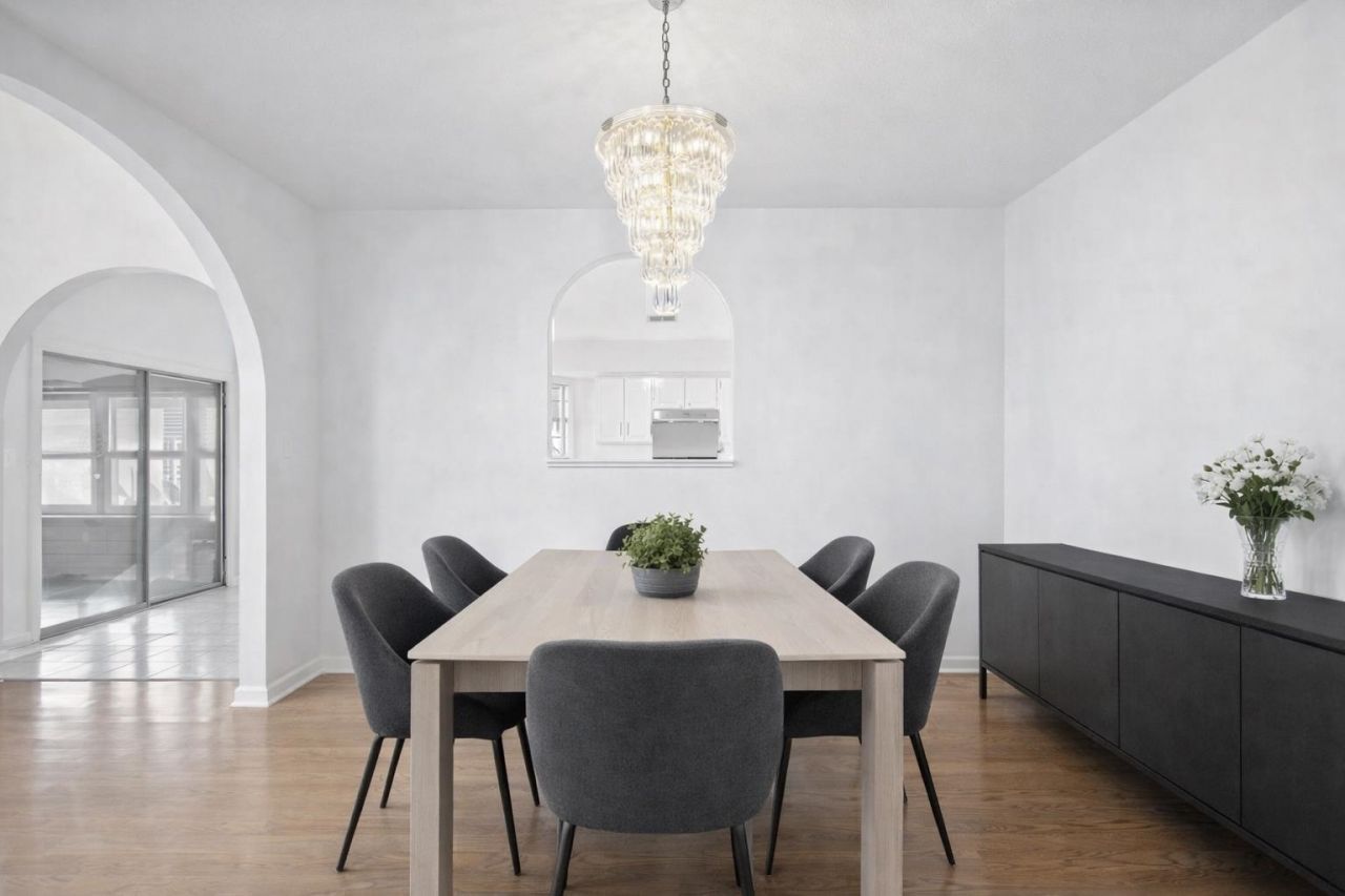 3106 Robyn Ct. Photo 8