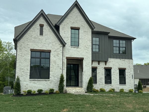 5166 High Park Hill Dr, Arrington, TN 37014