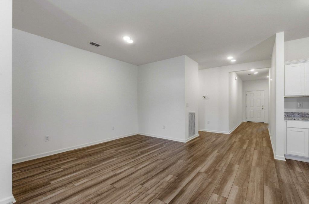 519 Tillage Ct. Photo 16