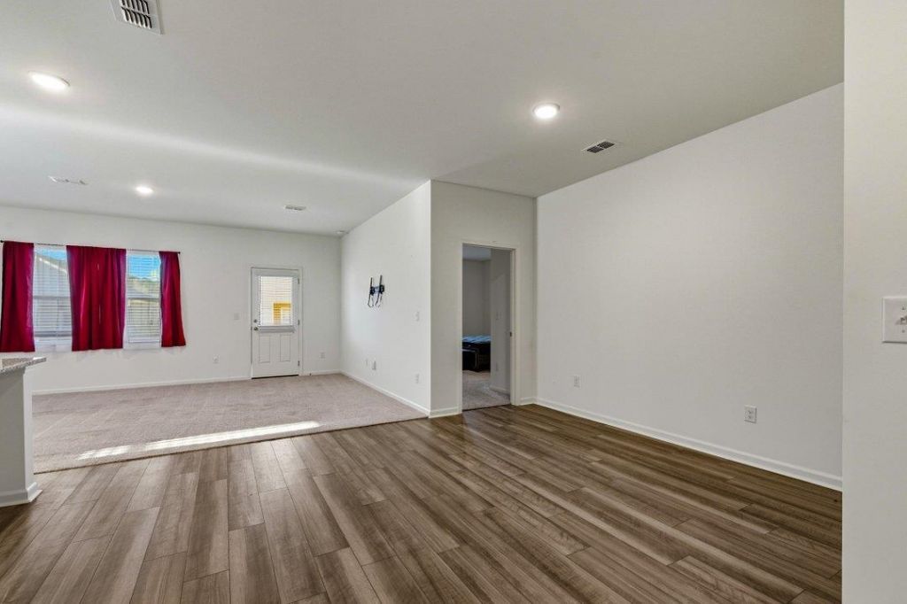 519 Tillage Ct. Photo 6