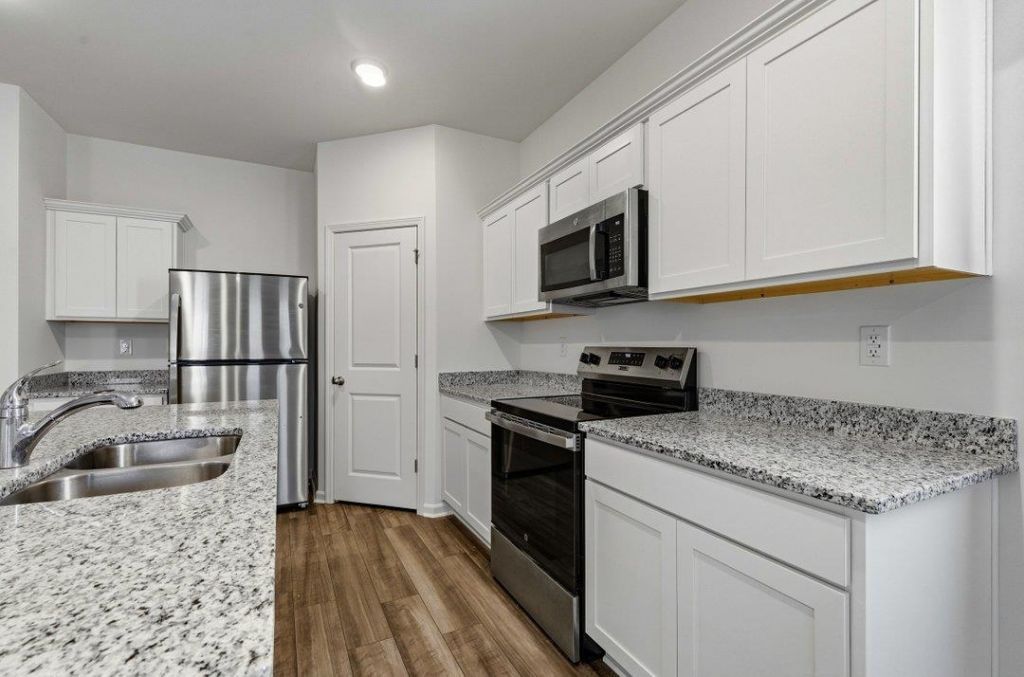 519 Tillage Ct. Photo 9