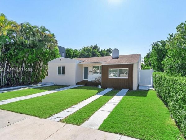 2350 SW 26th St, Miami, FL 33133