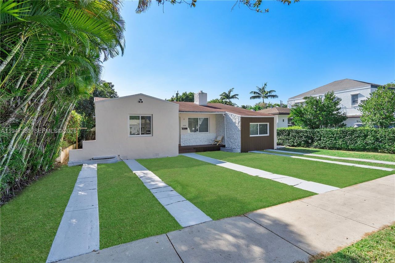 2350 SW 26th St, Miami, FL 33133 Photo