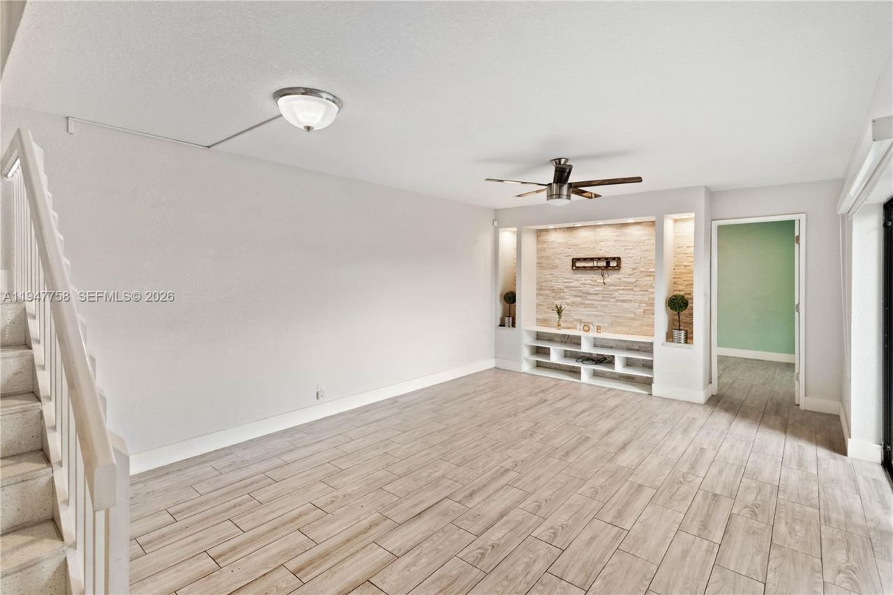 2588 Garden Ct, Unit 2588, Cooper City, FL 33026 Photo