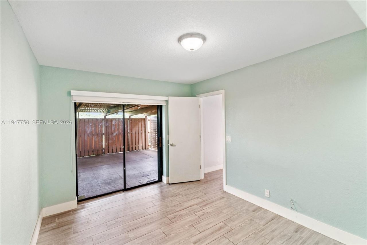 2588 Garden Ct, Unit 2588, Cooper City, FL 33026 Photo