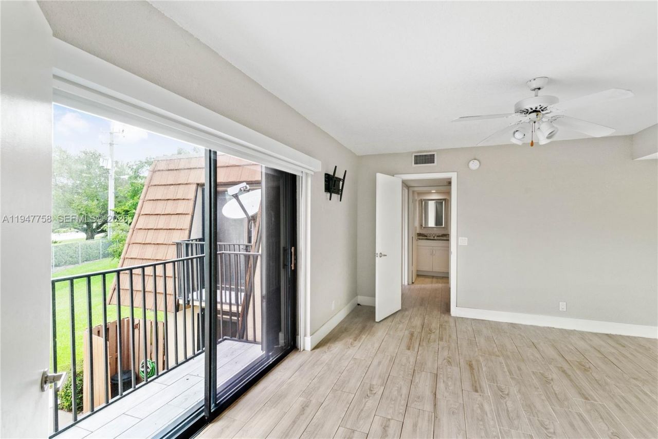 2588 Garden Ct, Unit 2588, Cooper City, FL 33026 Photo