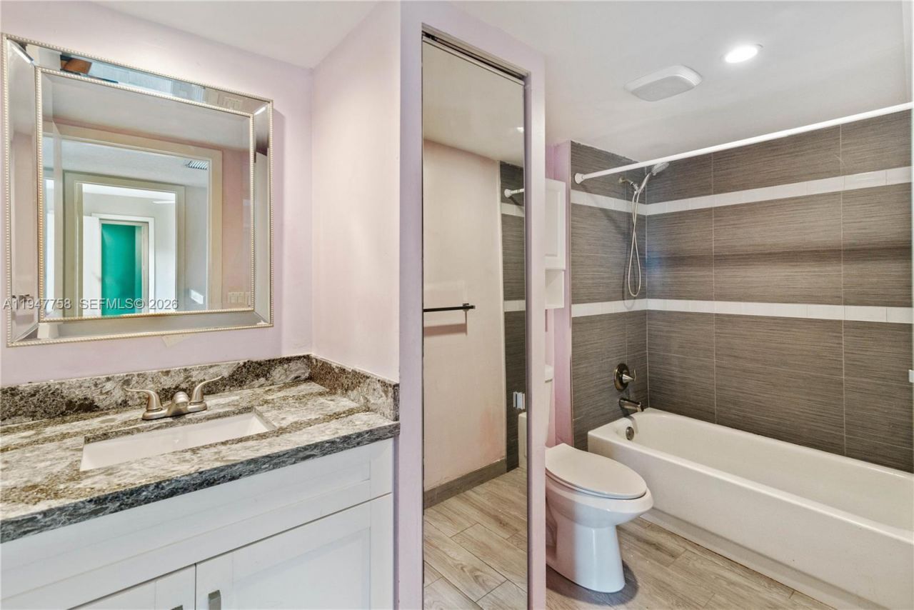 2588 Garden Ct, Unit 2588, Cooper City, FL 33026 Photo