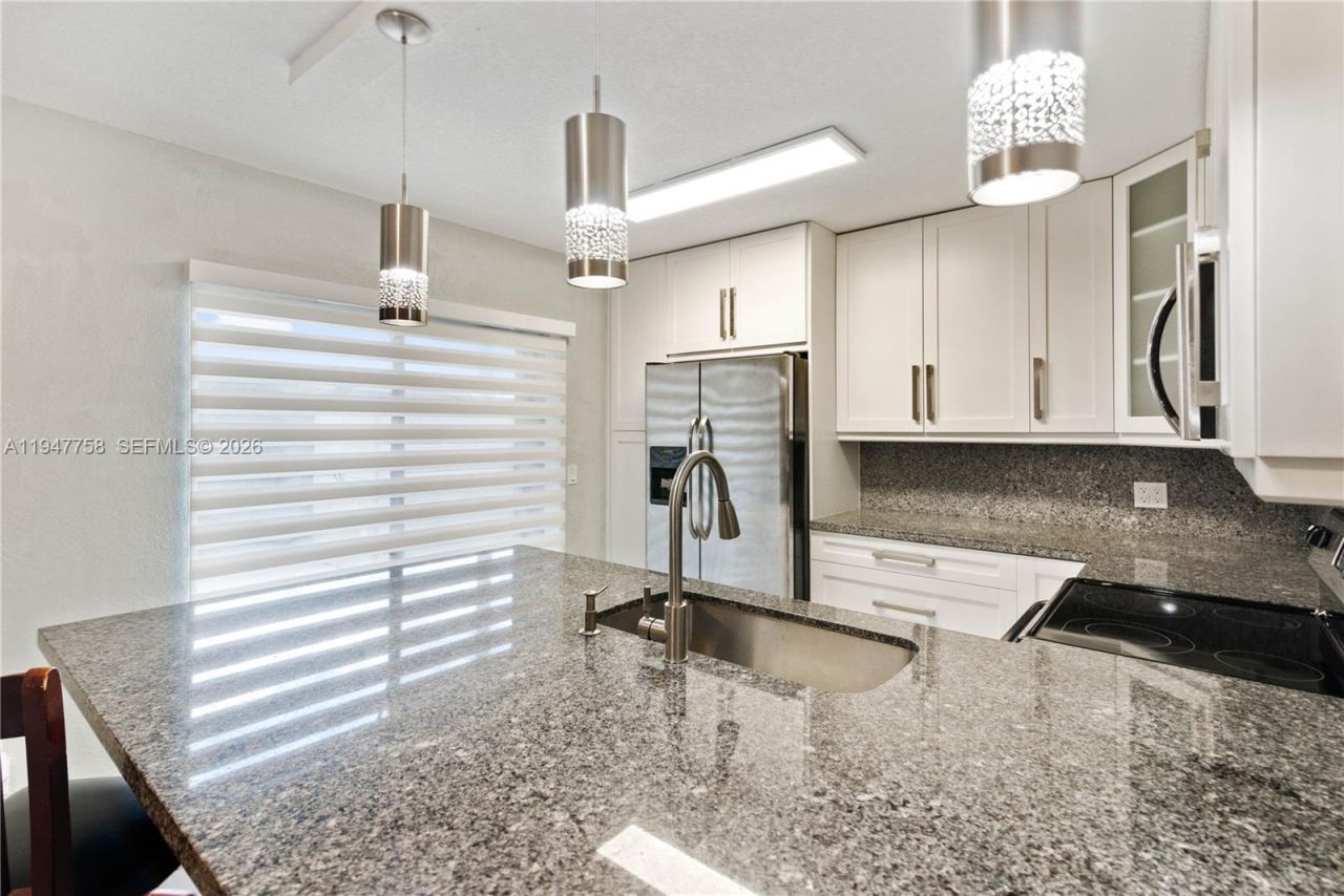 2588 Garden Ct, Unit 2588, Cooper City, FL 33026 Photo