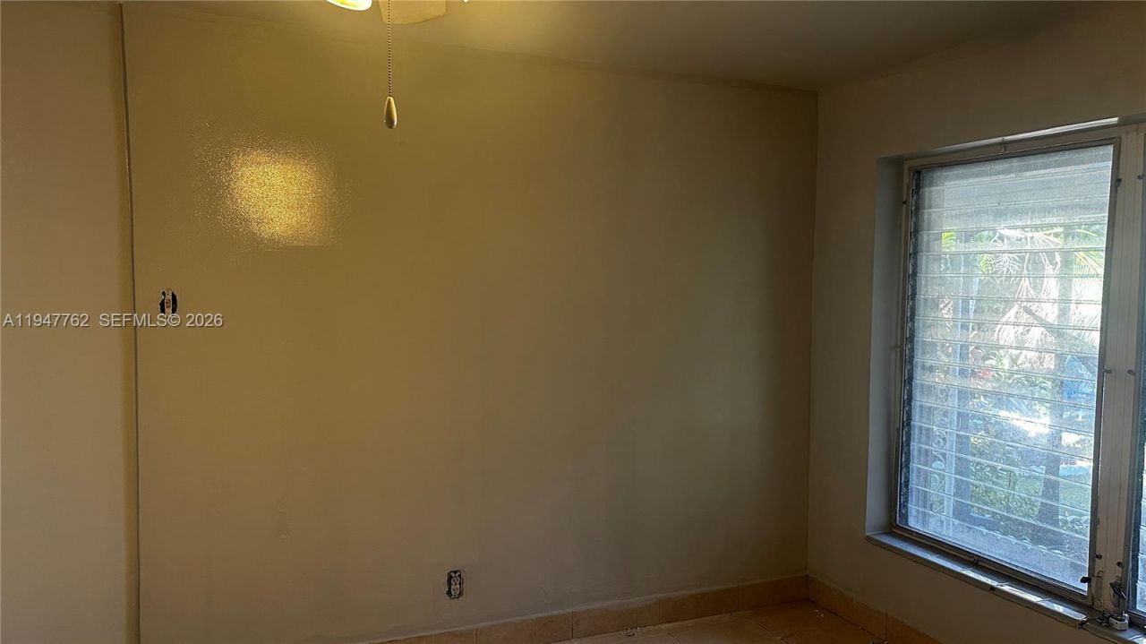 732 Moffett St, Unit 4A, Hallandale Beach, FL 33009 Photo