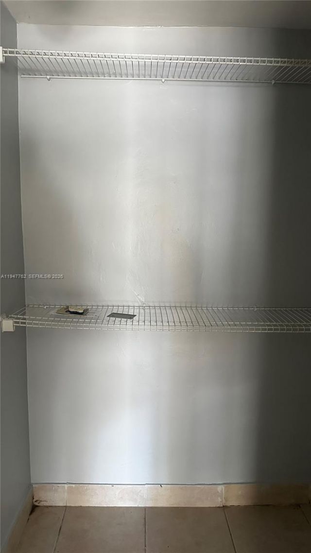 732 Moffett St, Unit 4A, Hallandale Beach, FL 33009 Photo