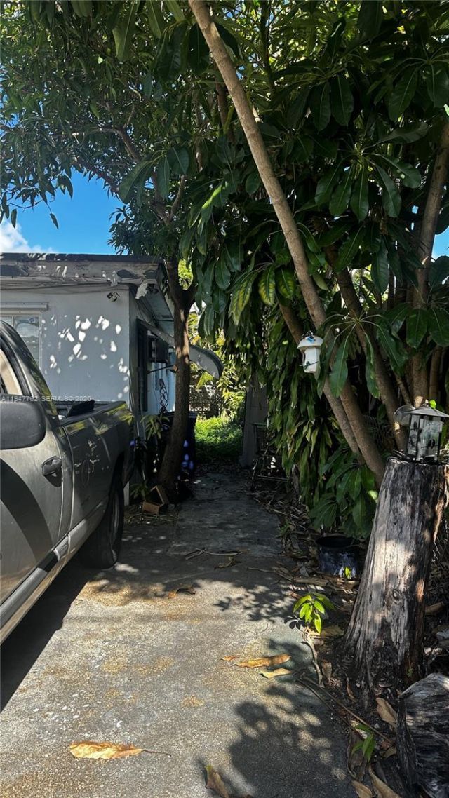 732 Moffett St, Unit 4A, Hallandale Beach, FL 33009 Photo