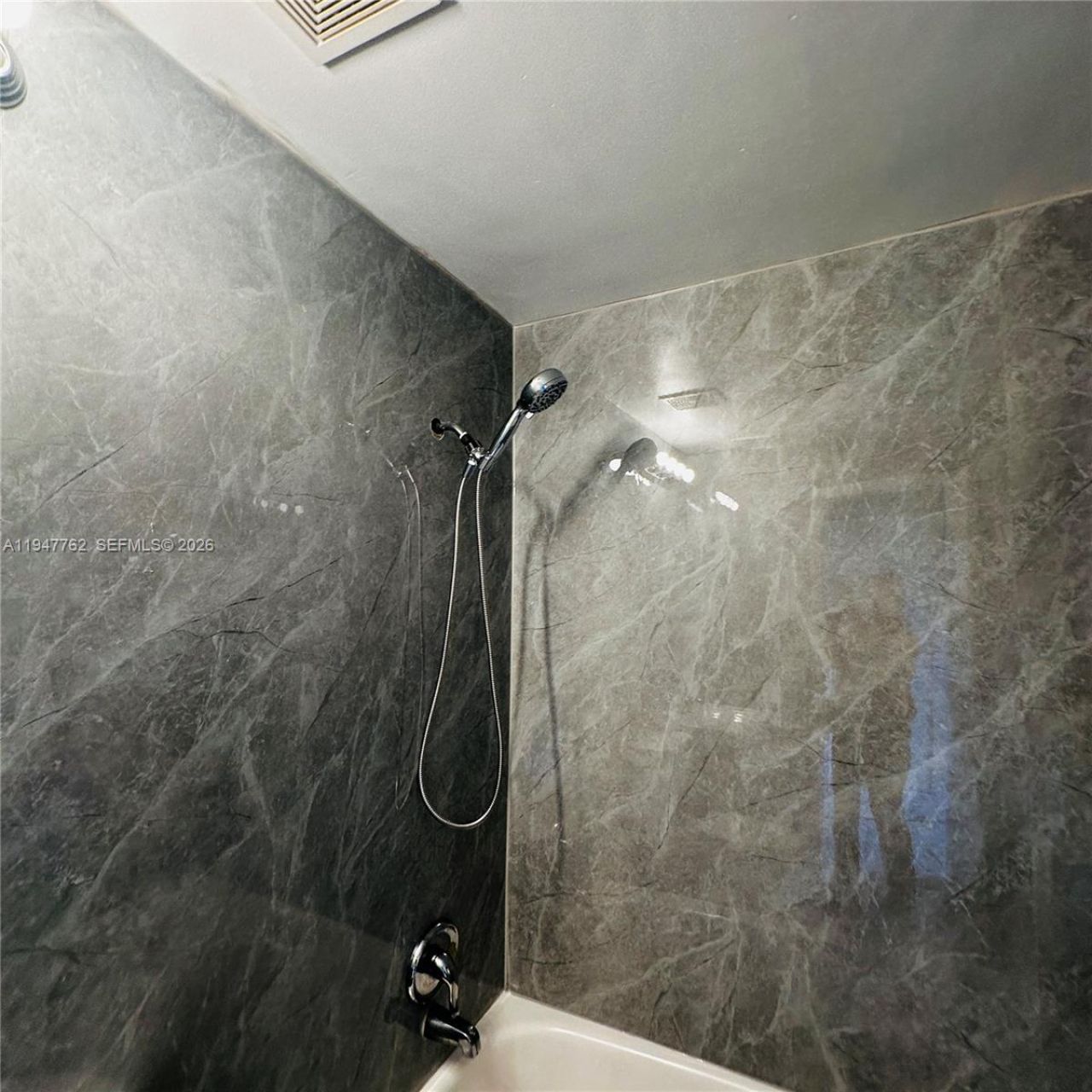 732 Moffett St, Unit 4A, Hallandale Beach, FL 33009 Photo