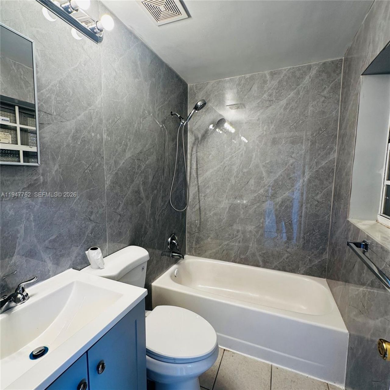 732 Moffett St, Unit 4A, Hallandale Beach, FL 33009 Photo