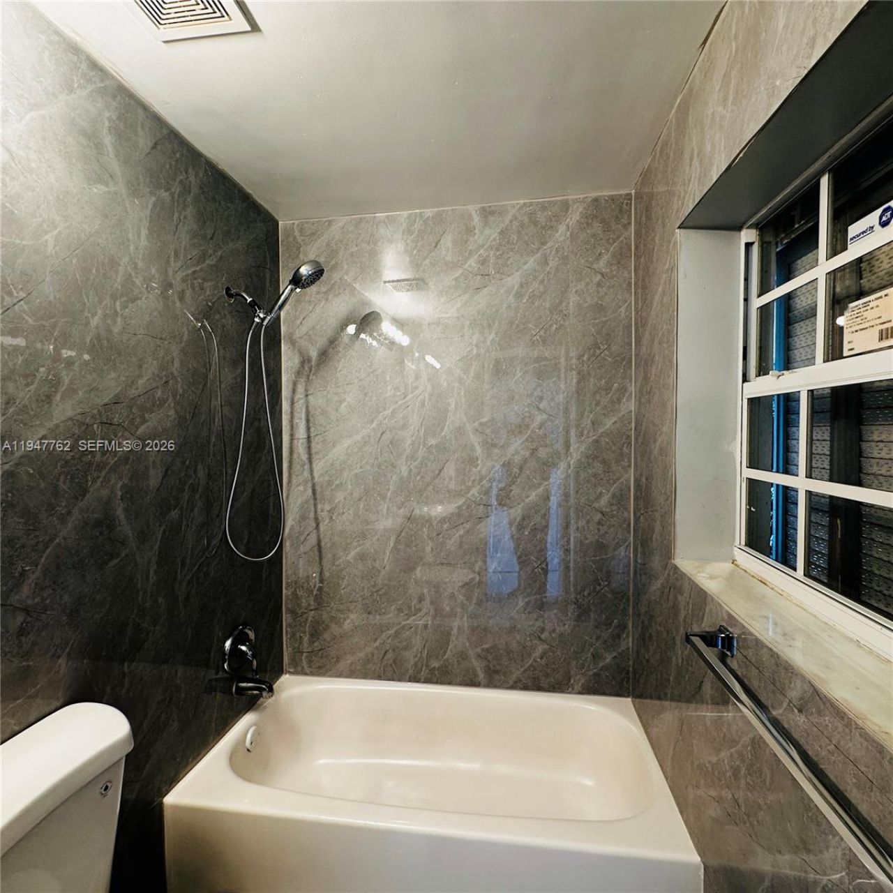 732 Moffett St, Unit 4A, Hallandale Beach, FL 33009 Photo