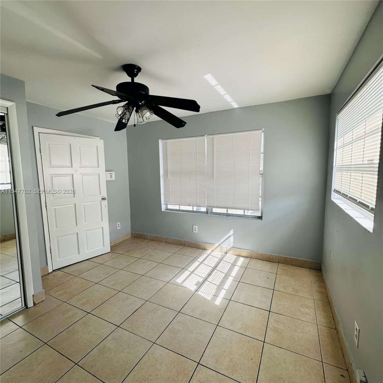 732 Moffett St, Unit 4A, Hallandale Beach, FL 33009 Photo