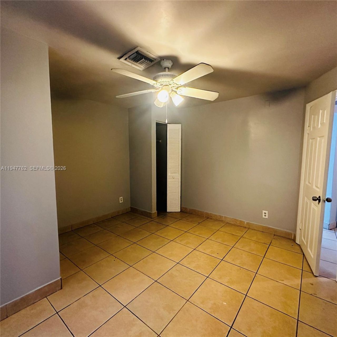 732 Moffett St, Unit 4A, Hallandale Beach, FL 33009 Photo