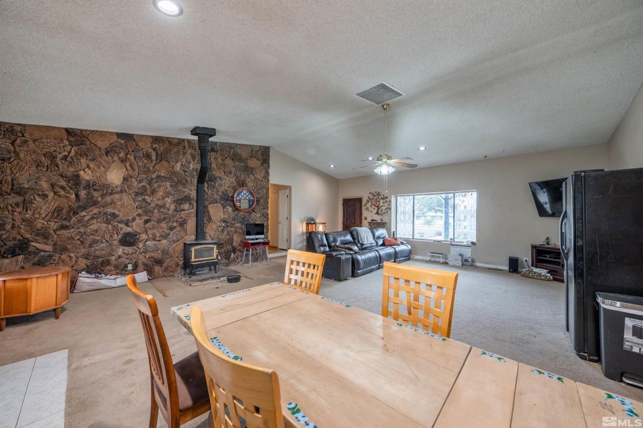 10880 Deodar Way, Reno, NV 89506 Photo