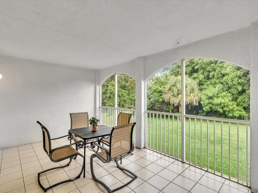 815 W Boynton Beach Boulevard, Unit 16-205, Boynton Beach, FL 33426 Photo
