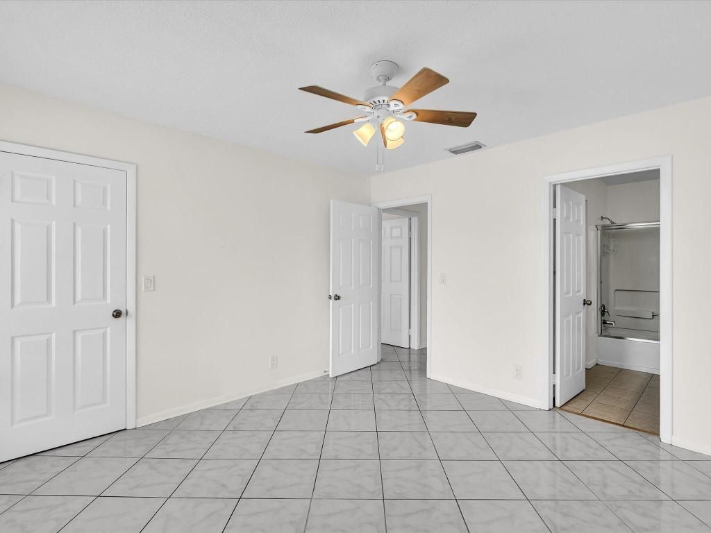 815 W Boynton Beach Boulevard, Unit 16-205, Boynton Beach, FL 33426 Photo