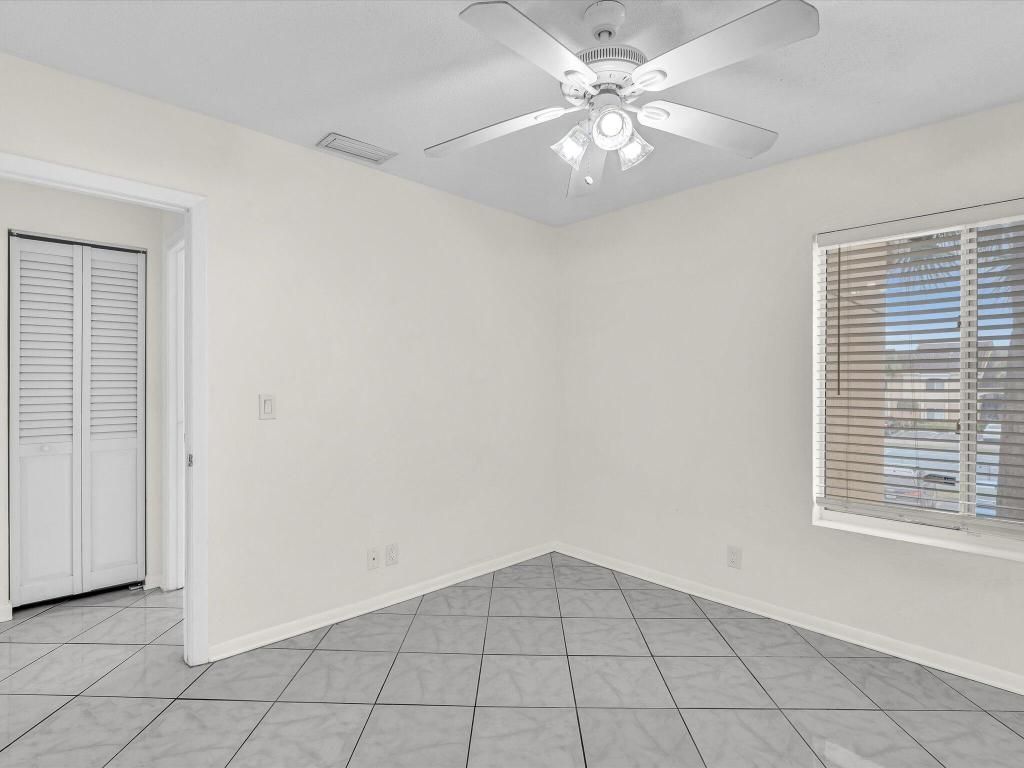 815 W Boynton Beach Boulevard, Unit 16-205, Boynton Beach, FL 33426 Photo