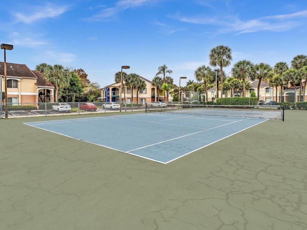 815 W Boynton Beach Boulevard, Unit 16-205, Boynton Beach, FL 33426 Photo