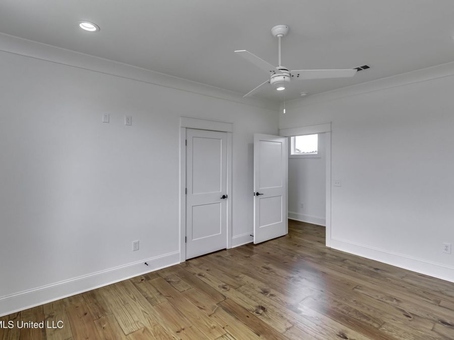 Property Image 58