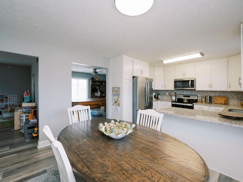 15880 Lockbourne Eastern Road, Ashville, OH 43103 Photo 7