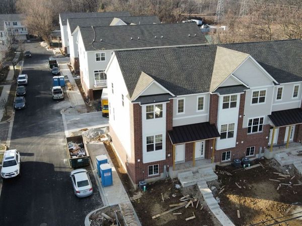 183 Eli Court, Des Plaines, IL 60016