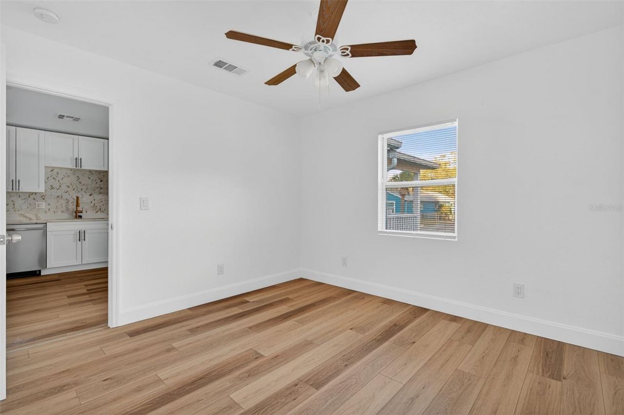 1933 10th Street S, Saint Petersburg, FL 33705 Photo