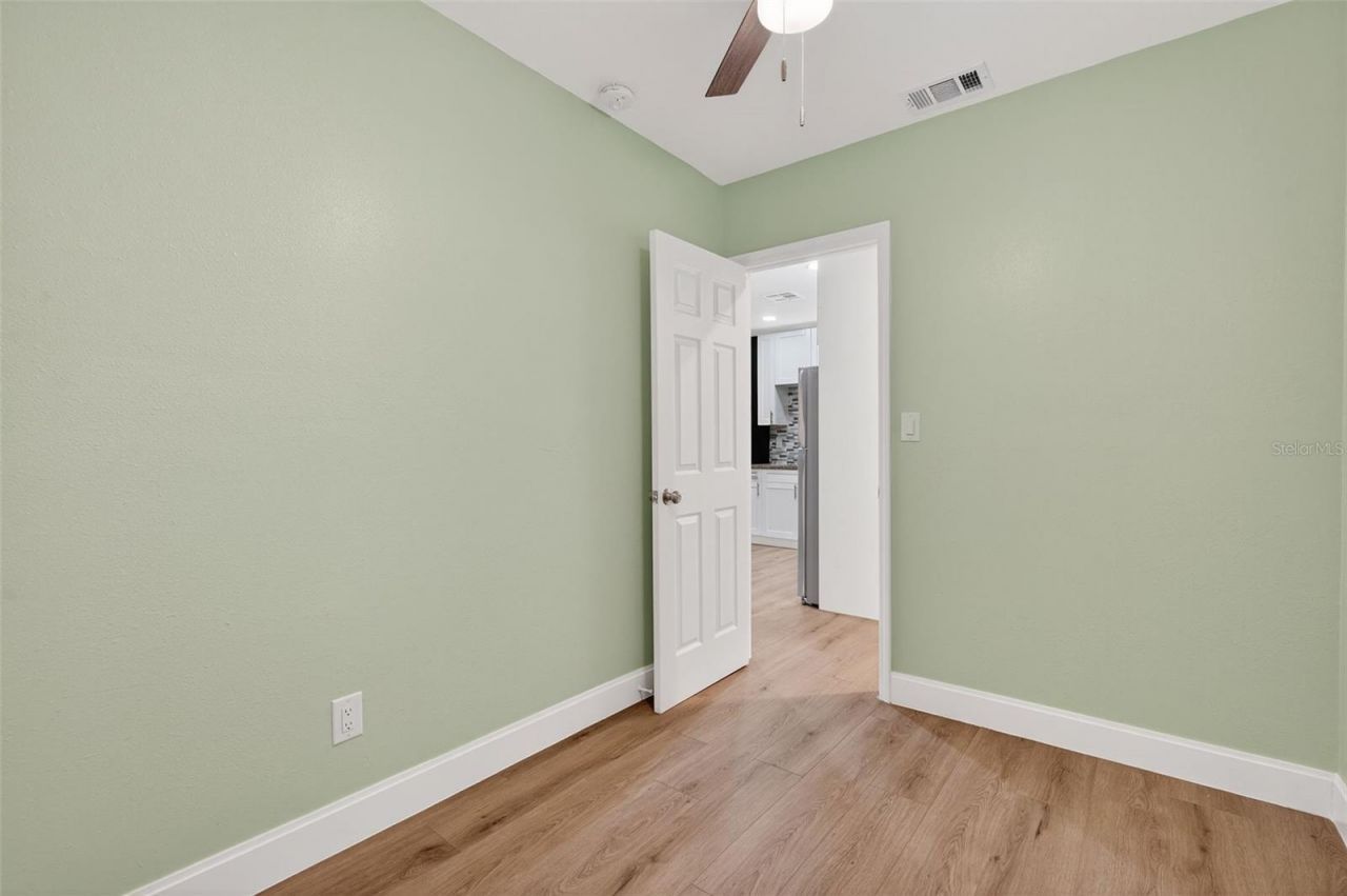 1933 10th Street S, Saint Petersburg, FL 33705 Photo