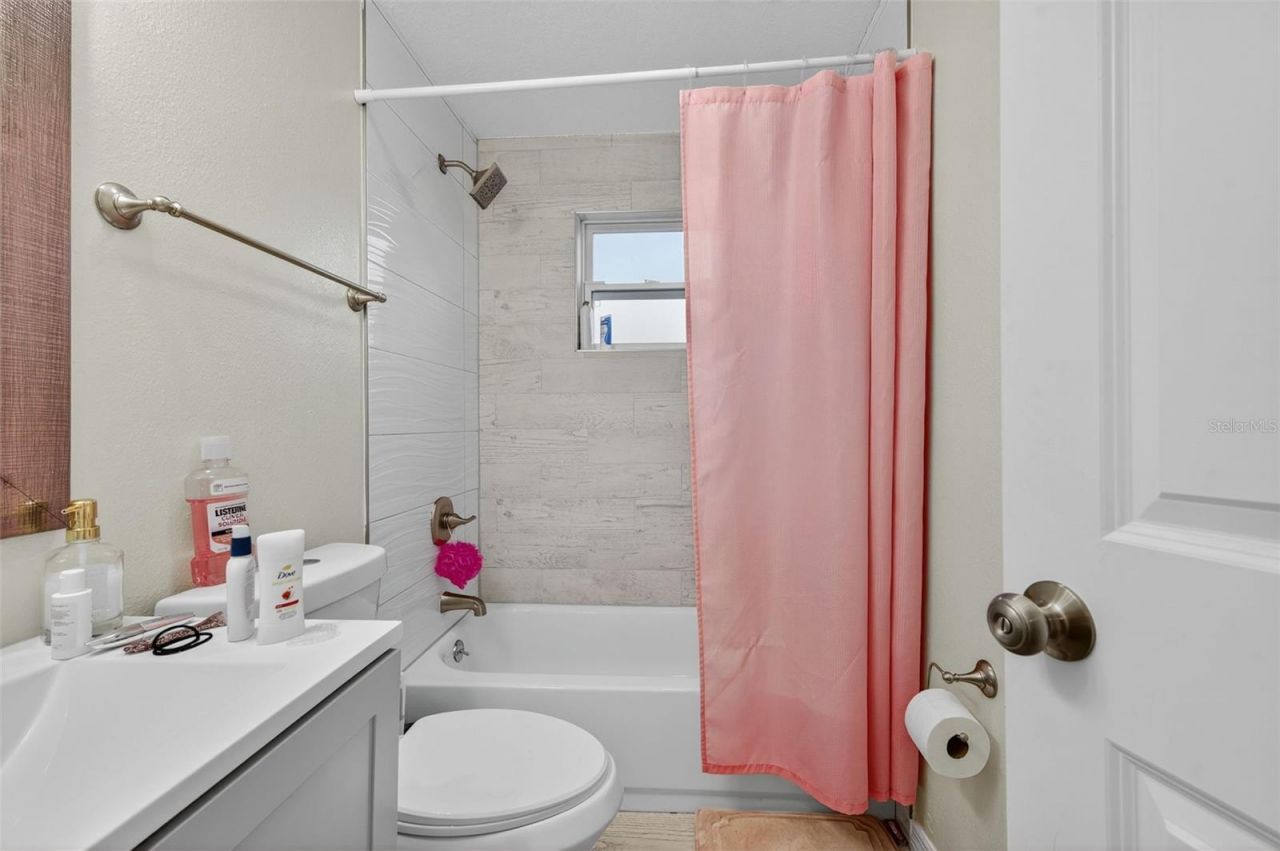 1933 10th Street S, Saint Petersburg, FL 33705 Photo