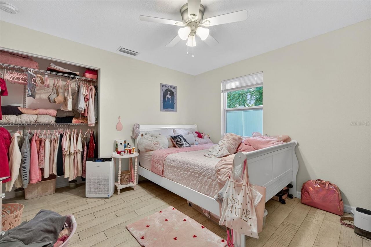 1933 10th Street S, Saint Petersburg, FL 33705 Photo