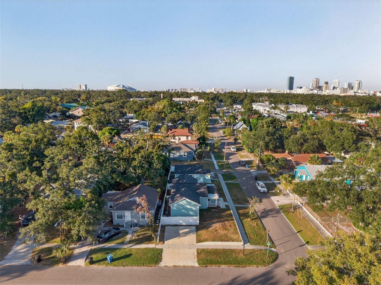 1933 10th Street S, Saint Petersburg, FL 33705 Photo