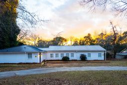 130 2nd Street photo 4