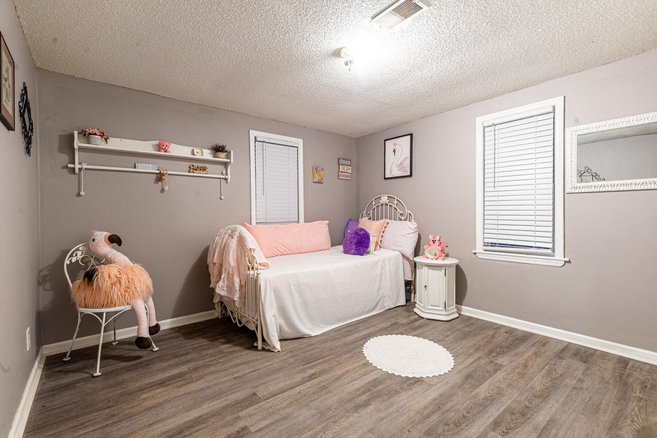 130 2nd Street Photo 40