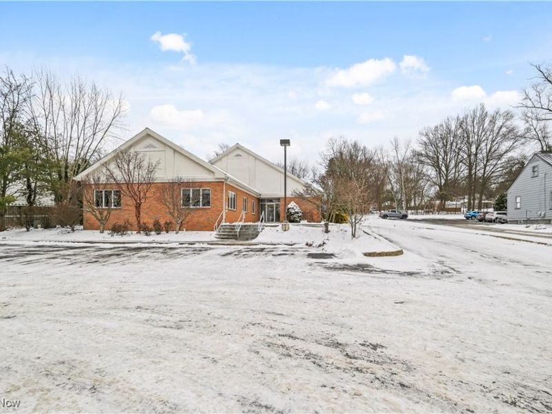 260 Niles Cortland Road NE, Warren, OH 44484 Photo 3