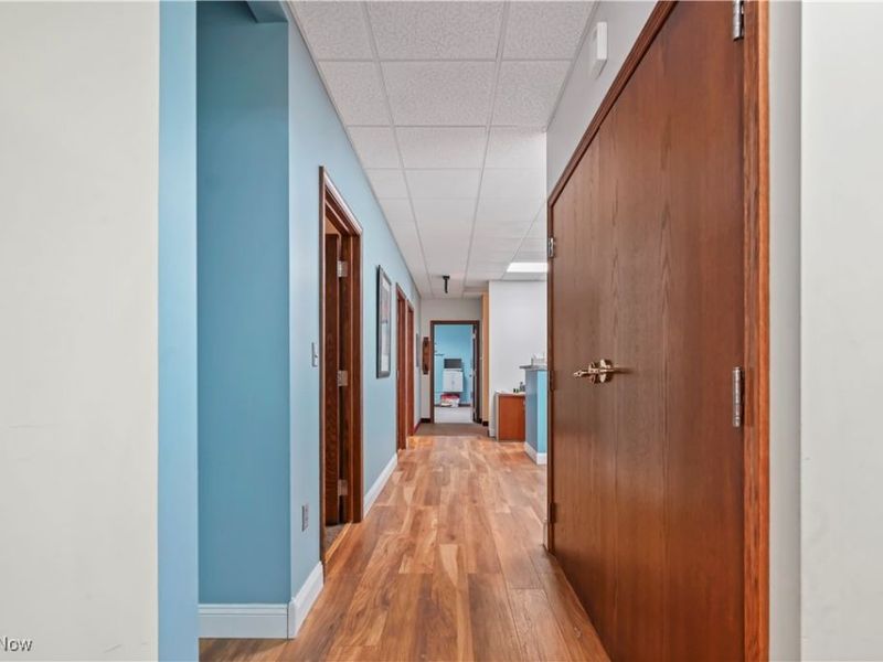 260 Niles Cortland Road NE, Warren, OH 44484 Photo 9