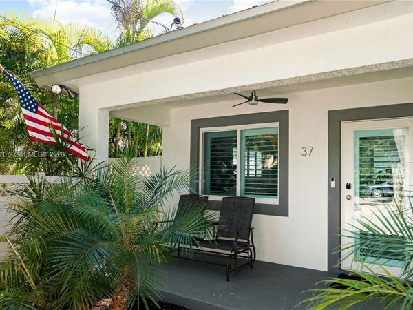 37 Bonefish Ave, Key Largo, FL 33037