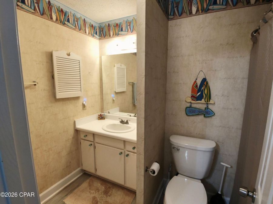 Property Image 100