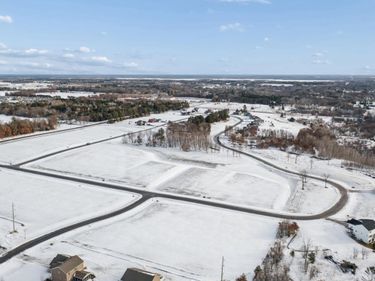 5243 389th Trail, North Branch, MN 55056