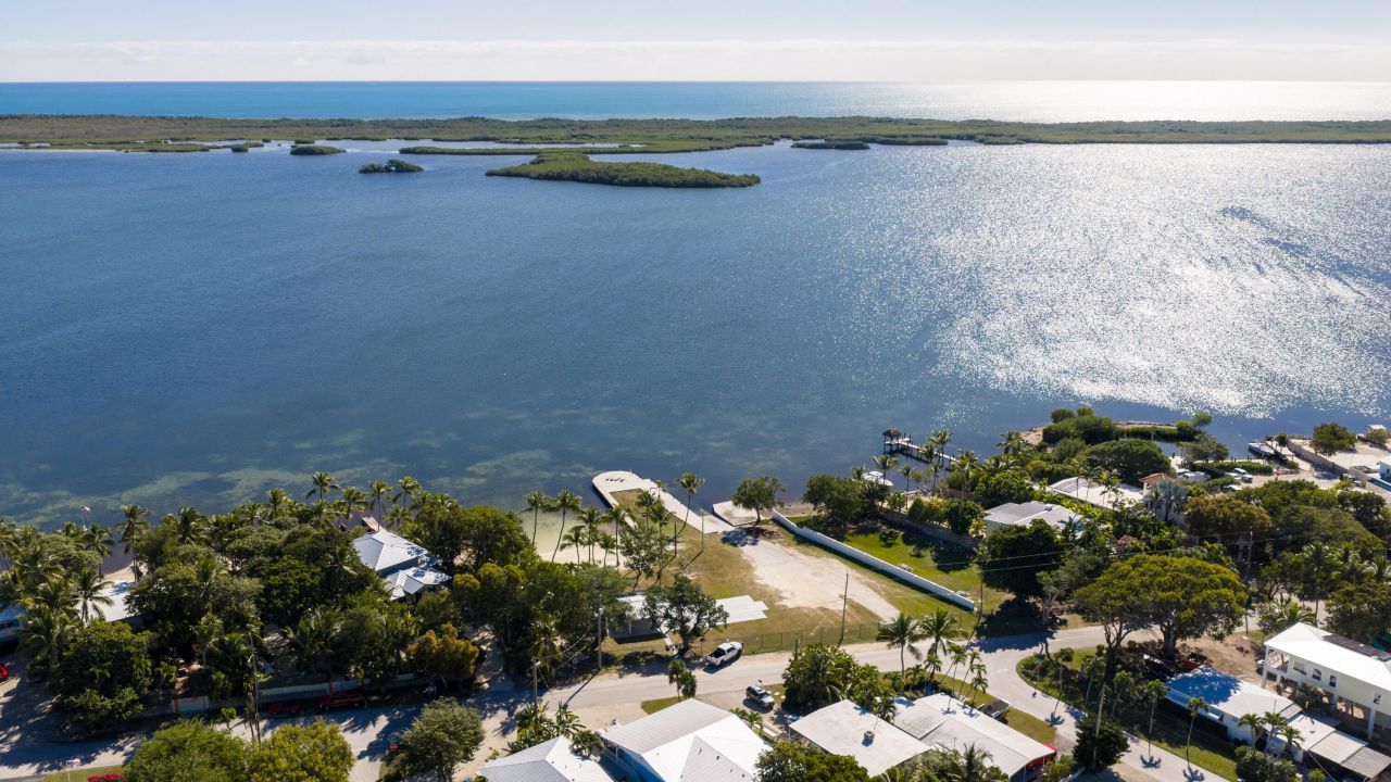 37 Bonefish Avenue, Key Largo, FL 33037 Photo